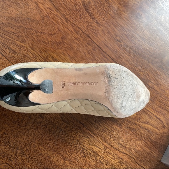 Manolo Blanhik cap-toe quilted heels size 39.5 - classic Chanel vibe - Picture 5 of 6